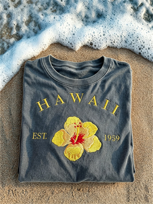 Women's Hawaii 1959 Yellow Hibiscus Flower Print Vacation short-sleeved T-shirt