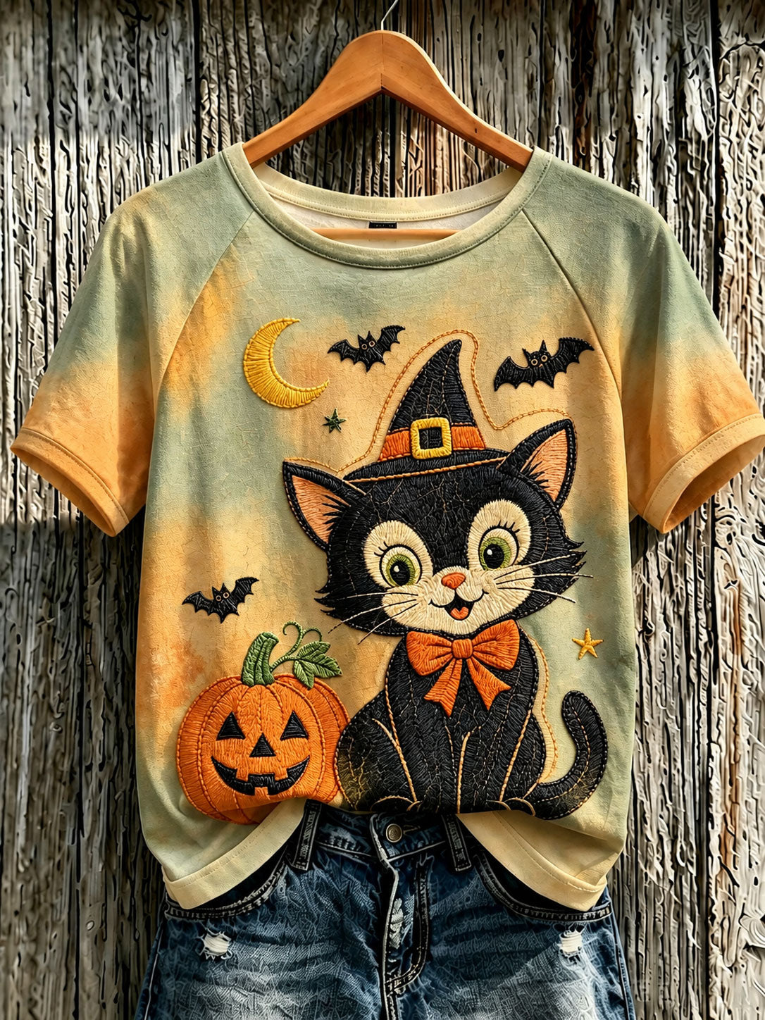 Women’s Halloween Black Cat Casual T-Shirts